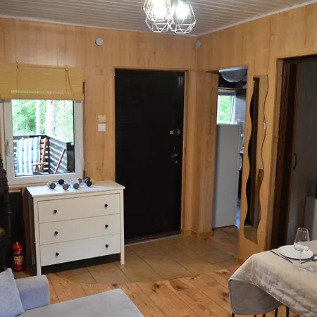 Letniskowy Nad Jeziorem U Arturow Feriehus *