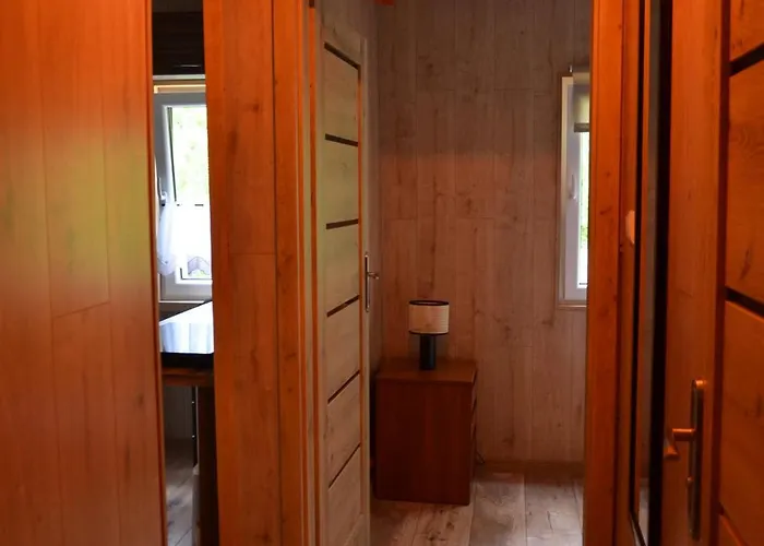 Letniskowy Nad Jeziorem U Arturow Prázdninový dům