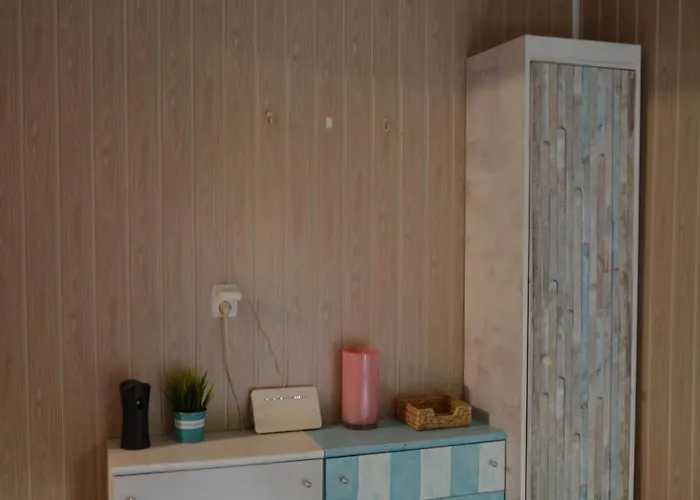 Letniskowy Nad Jeziorem U Arturow *