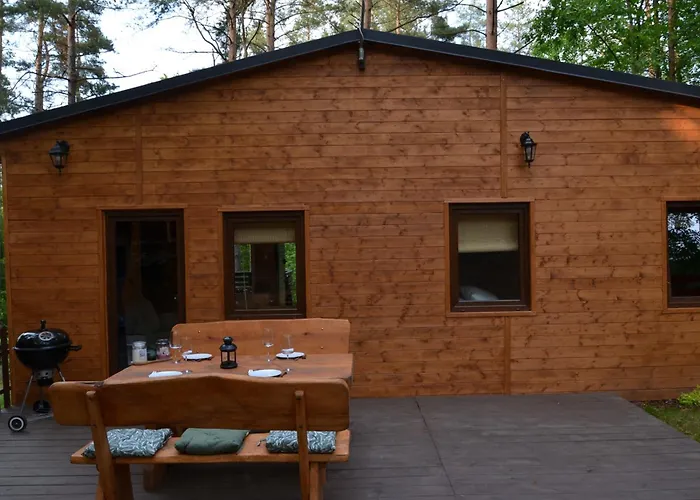 Letniskowy Nad Jeziorem U Arturow Prázdninový dům *